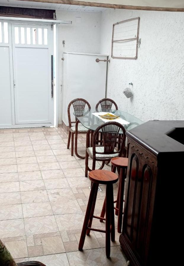 Vila Casa Espacosa Asturias Guarujá Exteriér fotografie