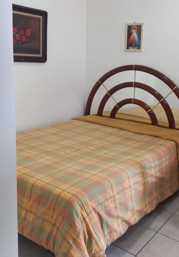 Vila Casa Espacosa Asturias Guarujá Exteriér fotografie